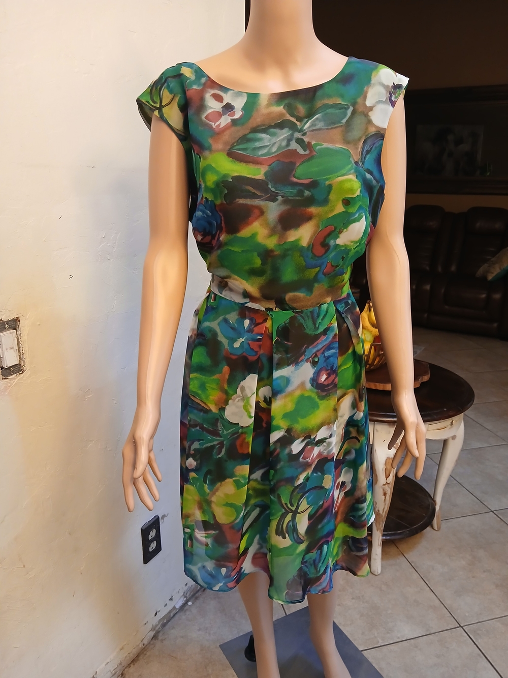 Danny & Nicole Green Multicolor Floral Midi Dress